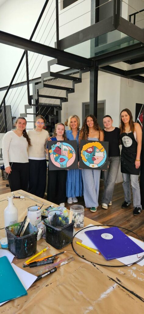 Team Building Créatif Trombinoscope Picasso 17 Nathalie Perié Artiste Peintre oeuvre collective anniversaire Nathalie Perié Artiste Peintre